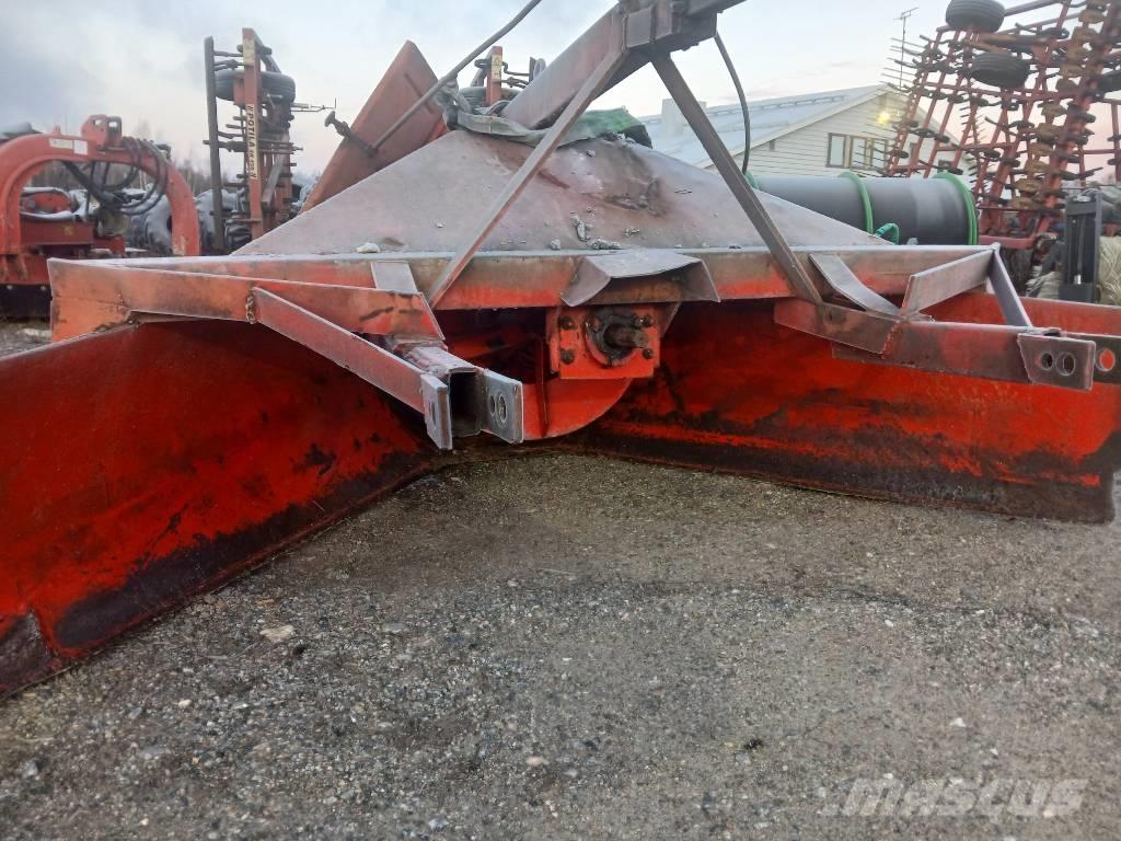 Runni 230 lumilinko Снегохвъргачки
