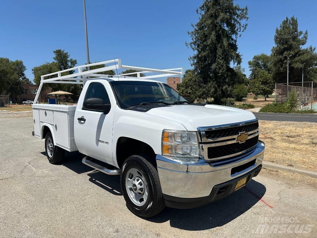 Chevrolet 2500 HD Пикапи