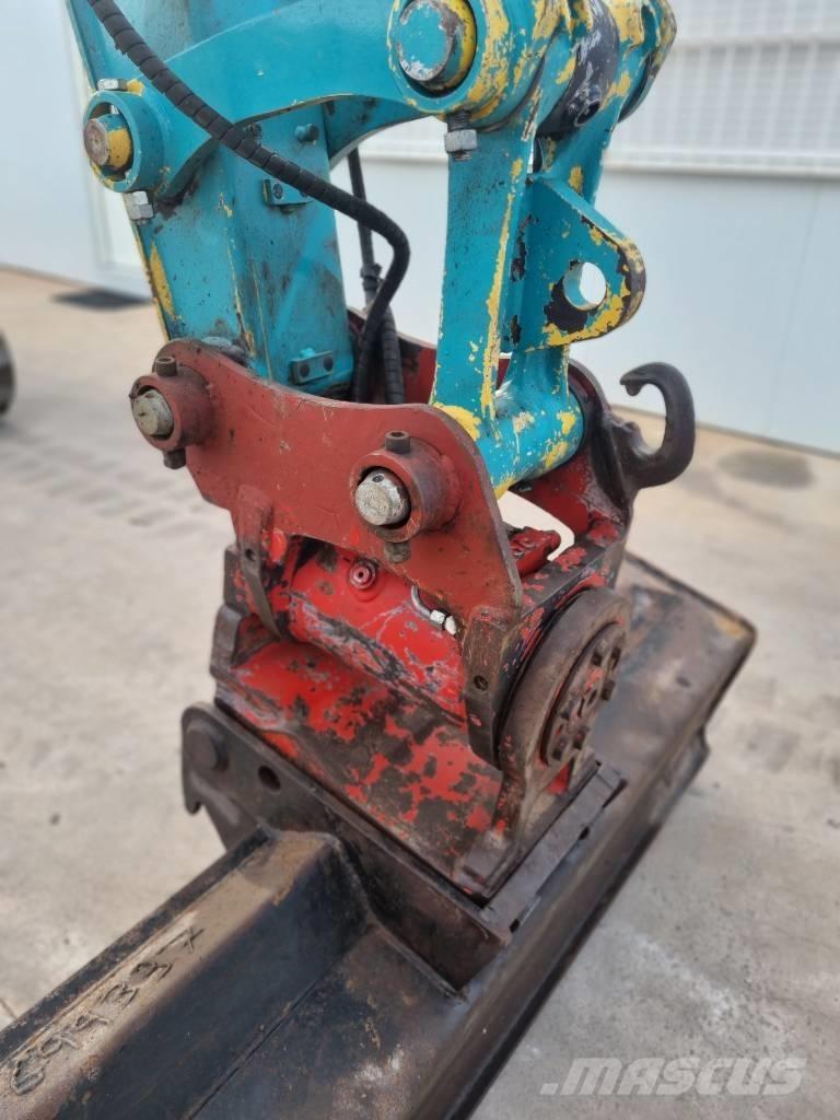 Yanmar Vio 80-1A Средни екскаватори 7т - 12т