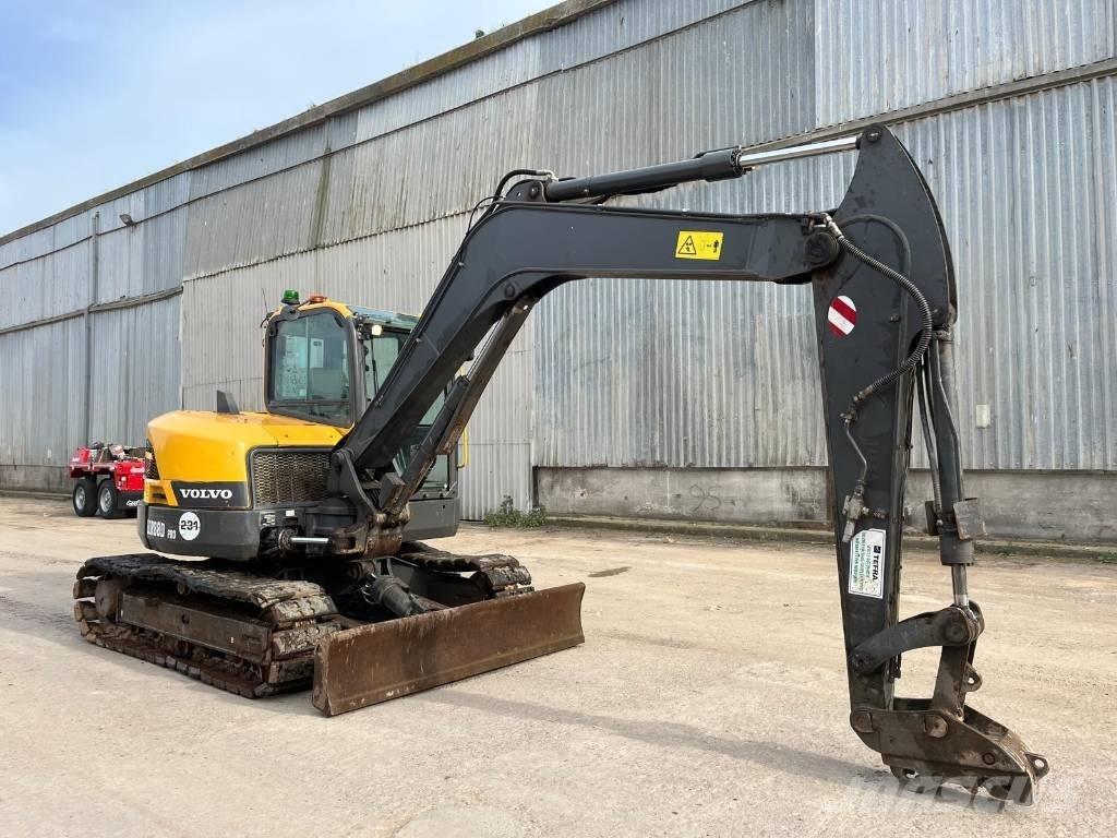 Volvo ECR 88 D Средни екскаватори 7т - 12т