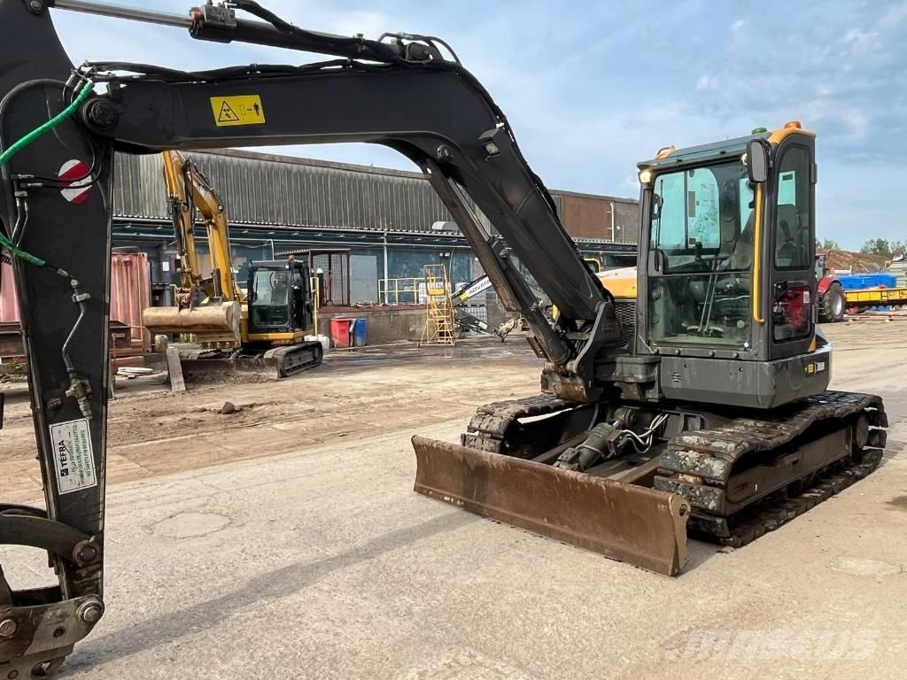 Volvo ECR 88 D Средни екскаватори 7т - 12т