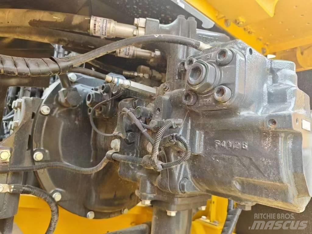 Komatsu 360-8 Верижен екскаватор