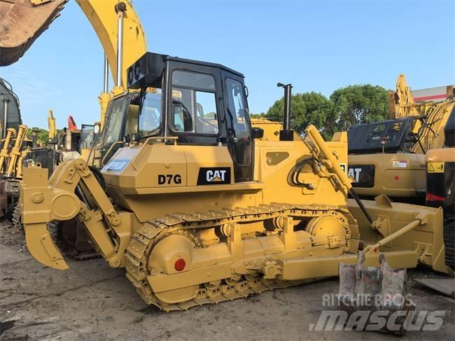 CAT D 7 G Верижни булдозери
