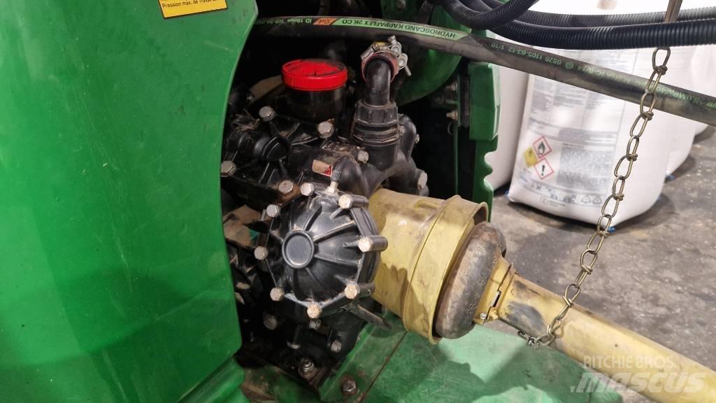 John Deere 962 i Прикачни пръскачки
