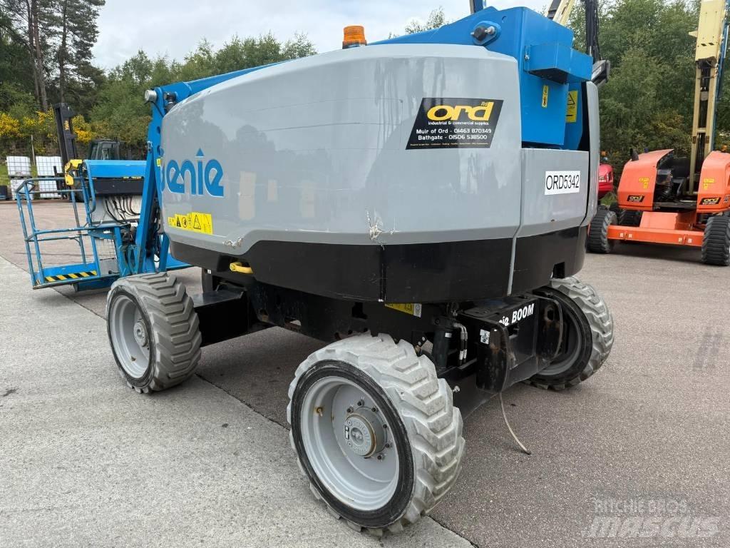 Genie Z 45 FE Съчленени стрелови подемници