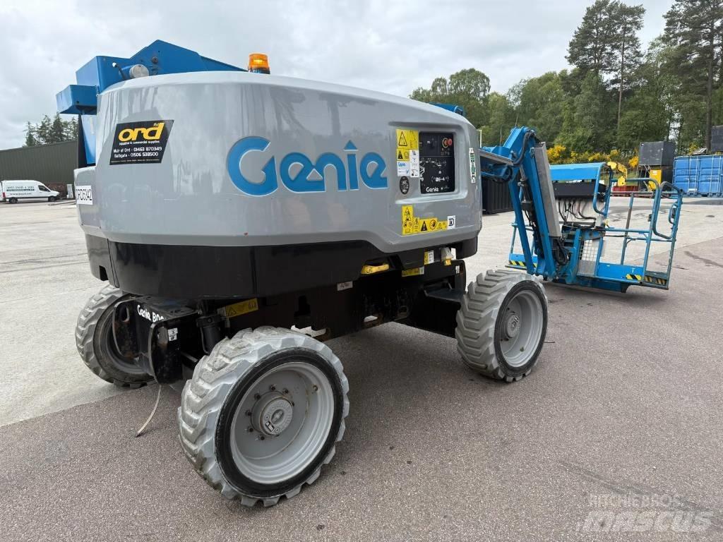 Genie Z 45 FE Съчленени стрелови подемници