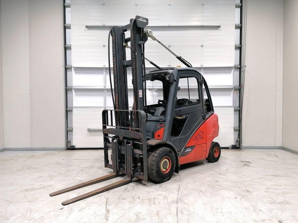 Linde H30T-02 Камиони с АГУ