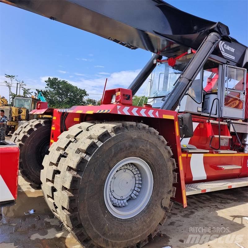 Kalmar DRF 450 Кари повдигачи на контейнери