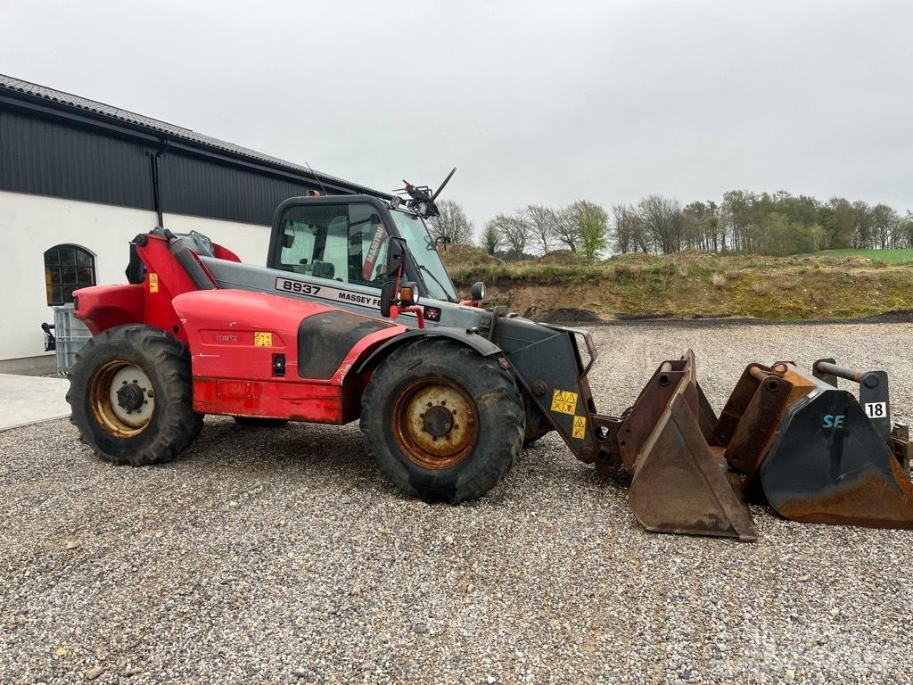 Massey Ferguson 8937 Телескопични товарачи