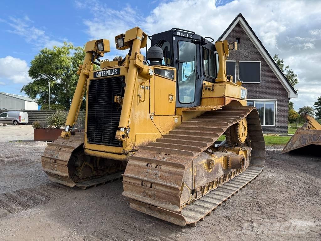 CAT D 6 T LGP Верижни булдозери

