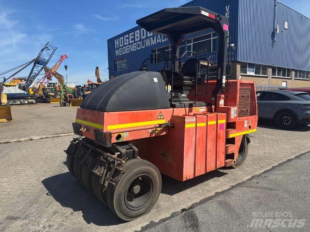 Dynapac CP 142 Пневматични гумени  ролки
