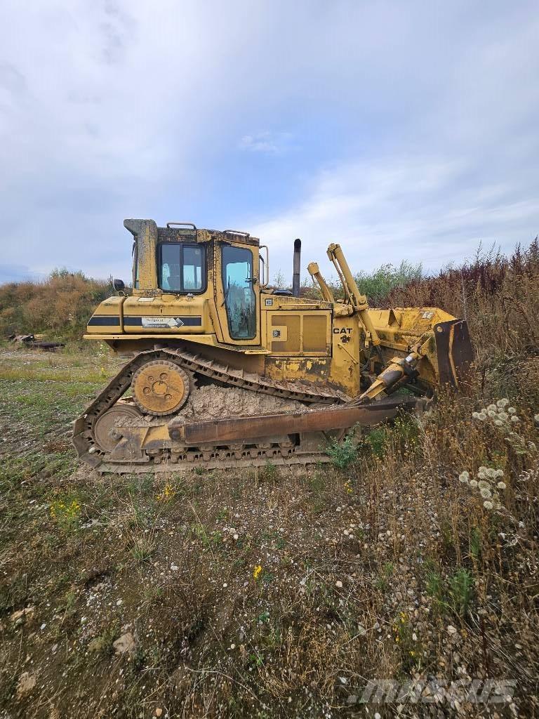 CAT D6h Верижни булдозери
