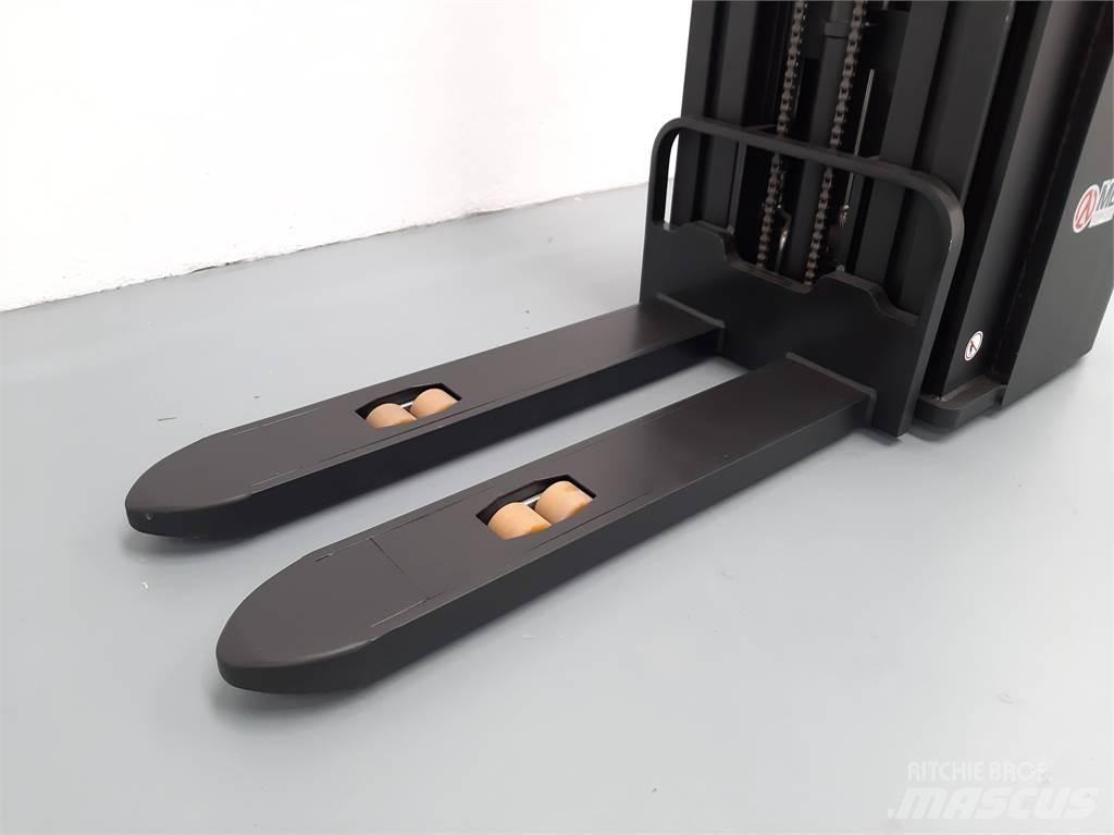  ES16 16WA 3F450 Колички високоповдигачи с теглич