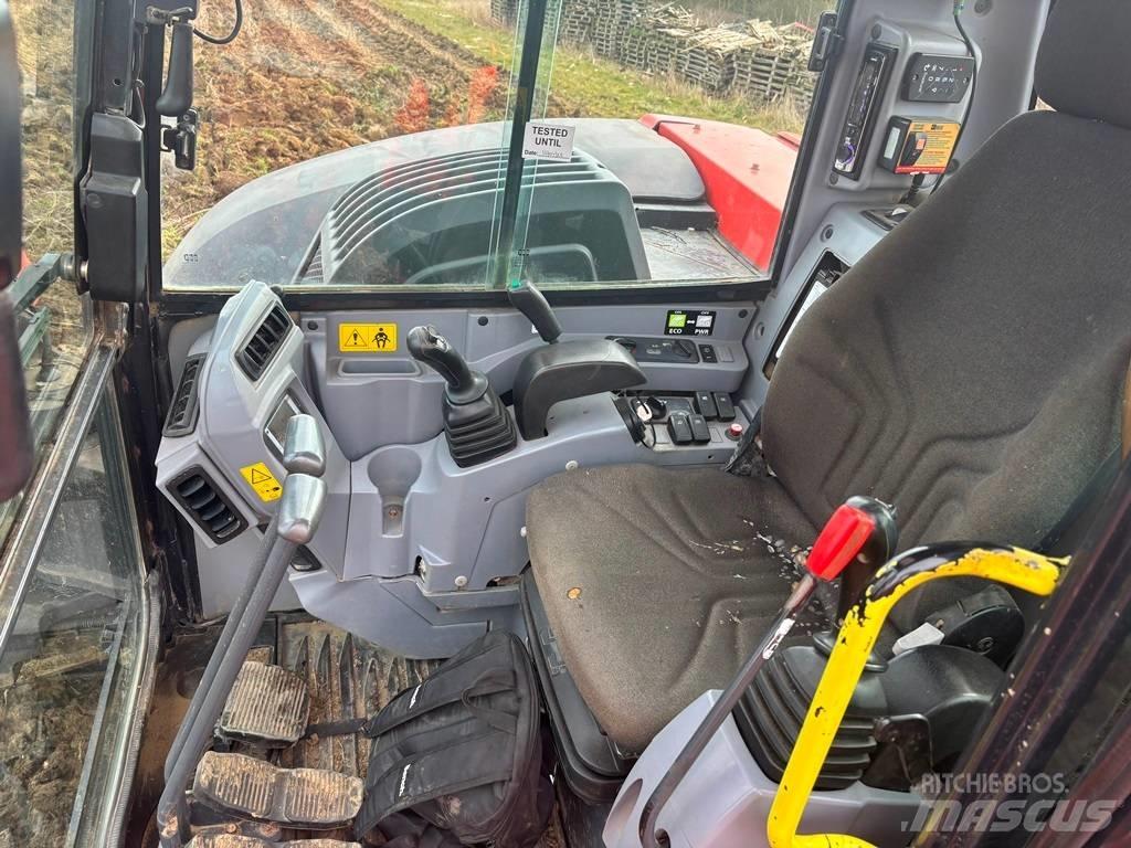 Kubota KX 80-4 Средни екскаватори 7т - 12т