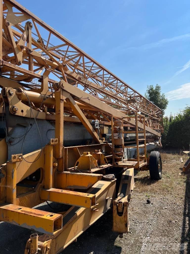 Potain HDM40A Самоповдигащи кранове
