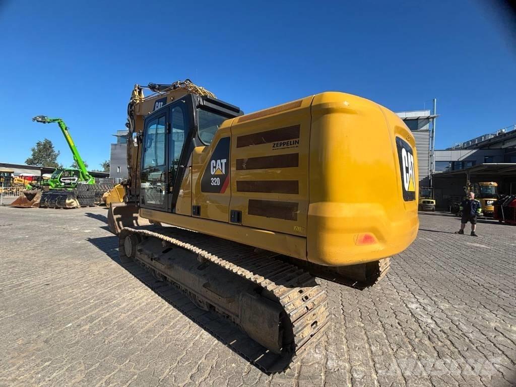 CAT 320 Верижен екскаватор