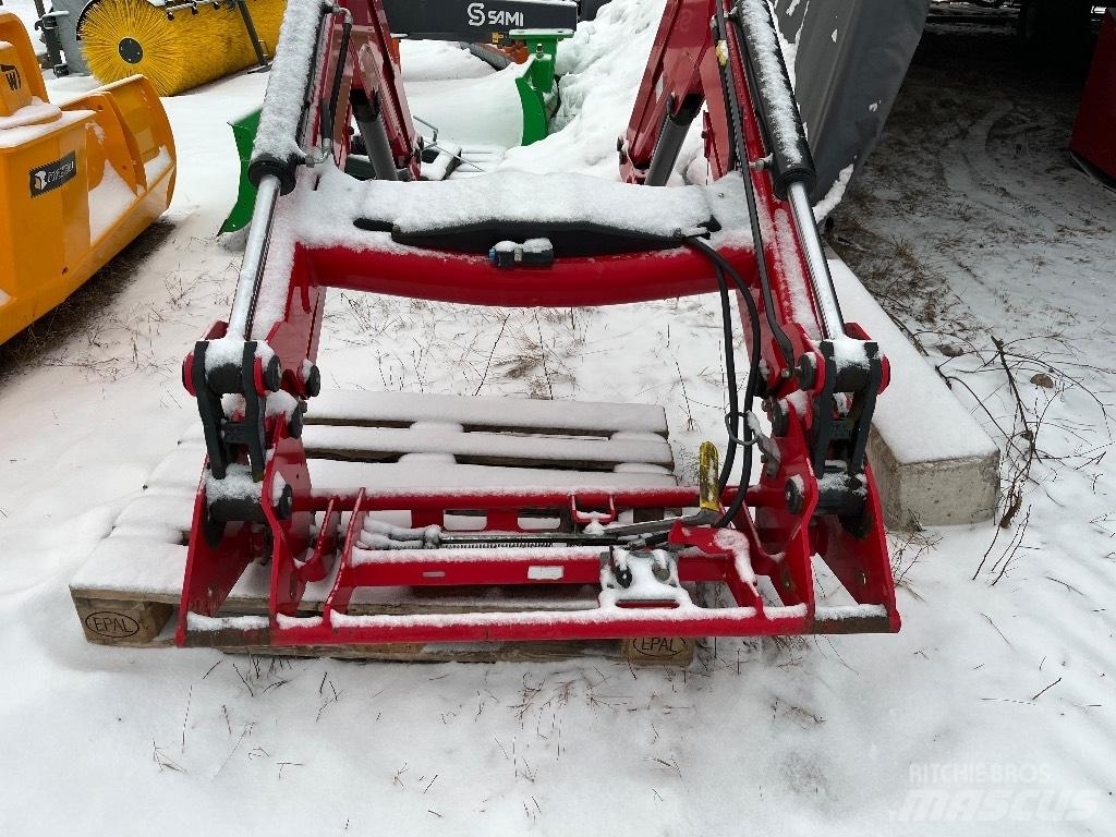Massey Ferguson 945 Челни товарачи и багери