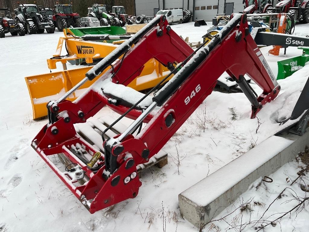 Massey Ferguson 945 Челни товарачи и багери