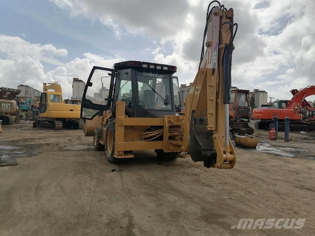 CAT 416E Товарач със заден ексватор