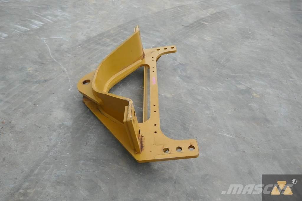 CAT 140M3 Drawbar Други компоненти