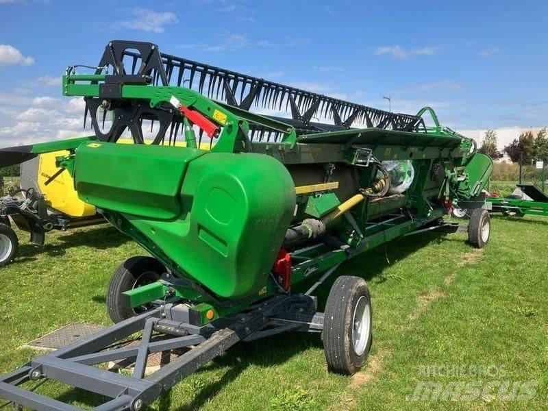 John Deere S770 Комбайни