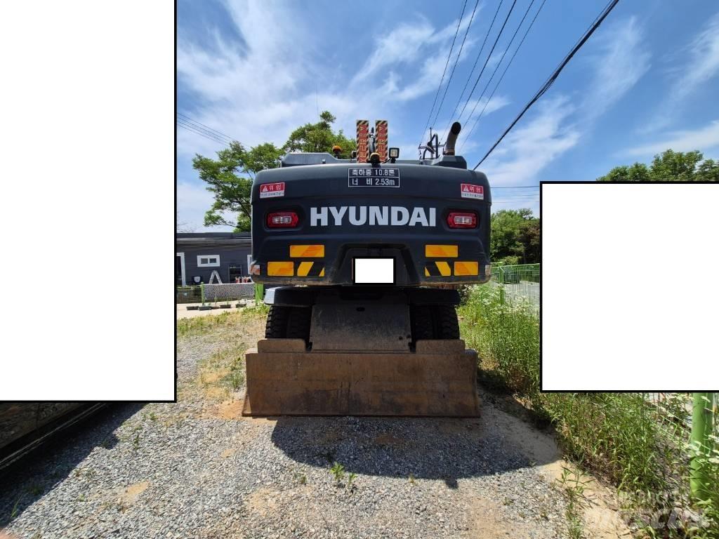 Hyundai HW 210 A Колесни екскаватори