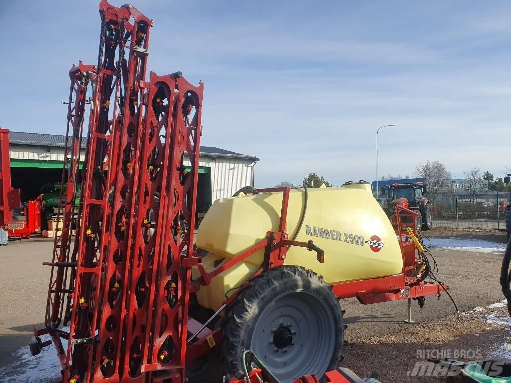 Hardi 2500 Ranger Прикачни пръскачки
