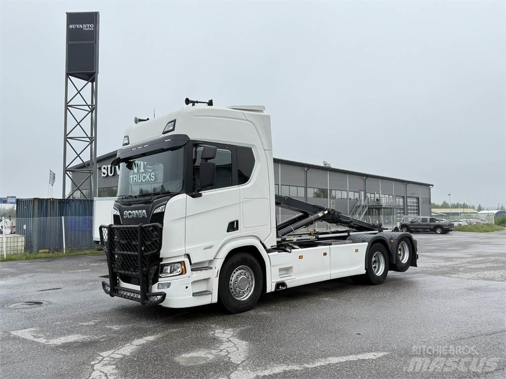 Scania R650 6X2 Камиони с кран с кука