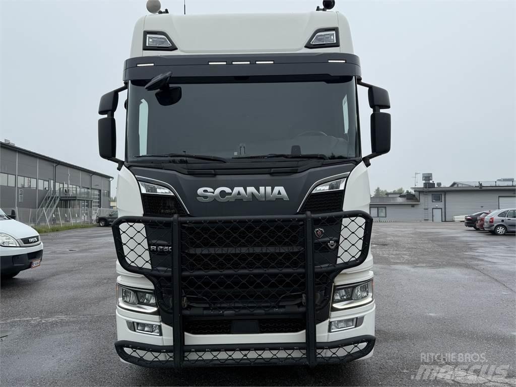 Scania R650 6X2 Камиони с кран с кука