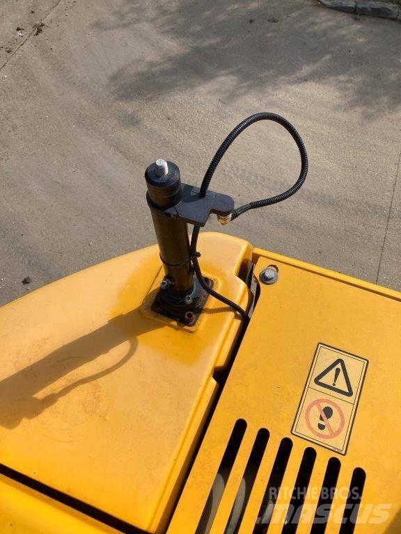 JCB 245 XR Верижен екскаватор
