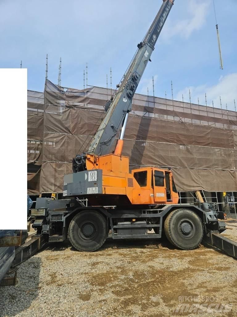 Komatsu LW 250 Кранове за тежък терен