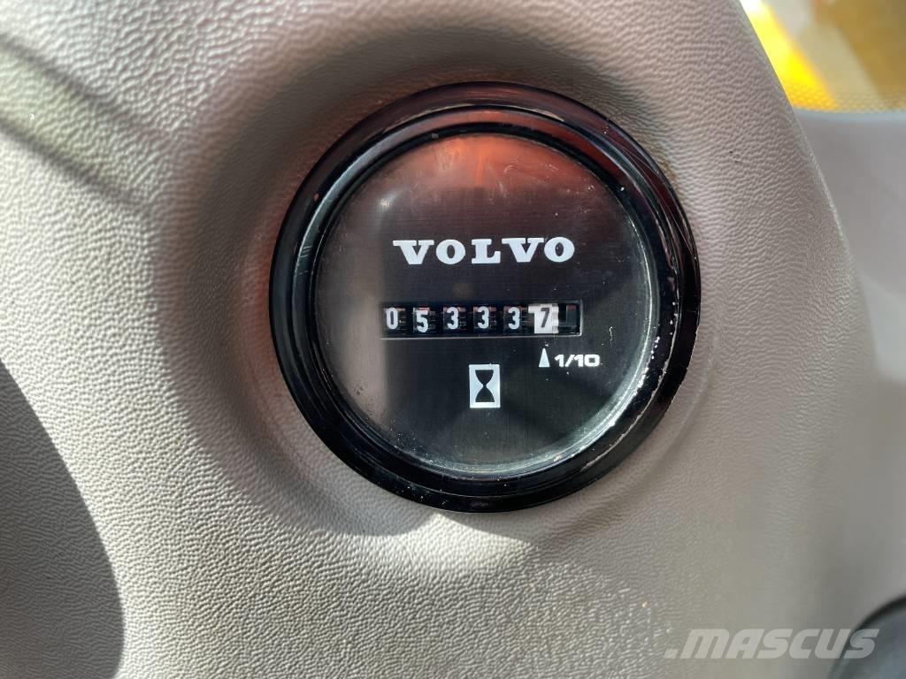 Volvo ECR 235 Верижен екскаватор