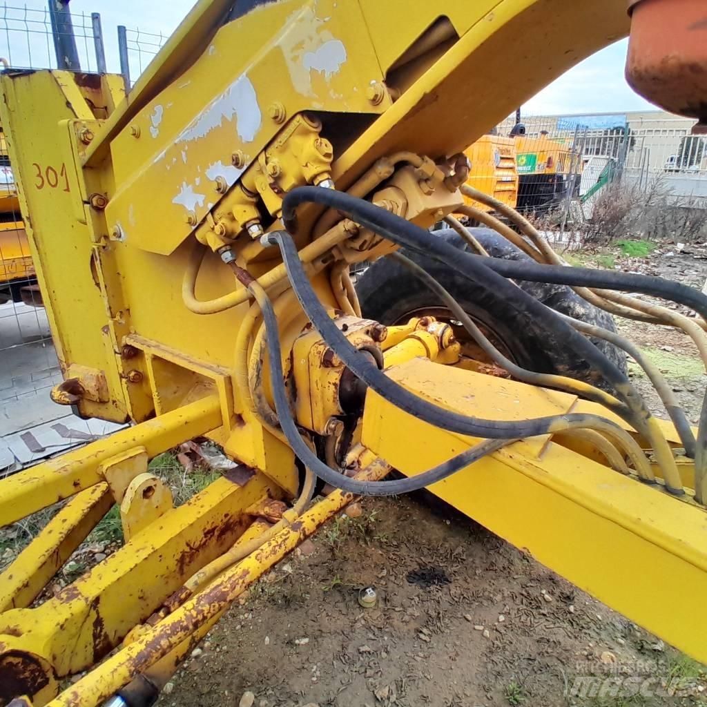 CAT 140 G Грейдери