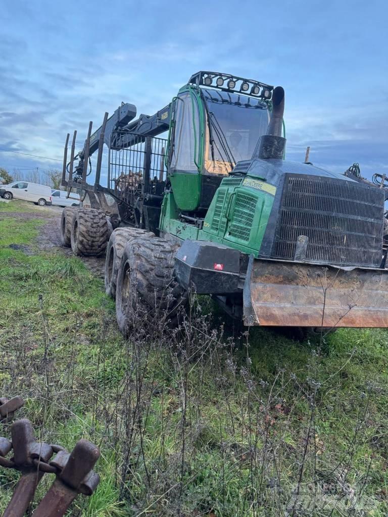 John Deere 1510G Форуардери