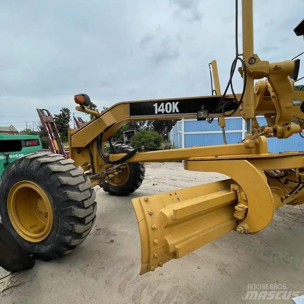 CAT 140 K Грейдери