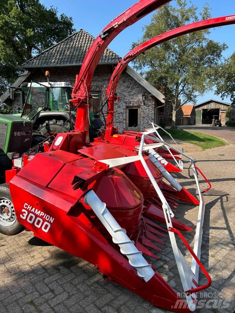 Kemper Champion 3000 Фуражни комбайни