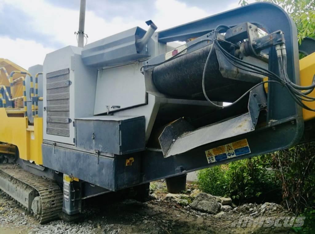 Sandvik QJ 240 Мобилни трошачки
