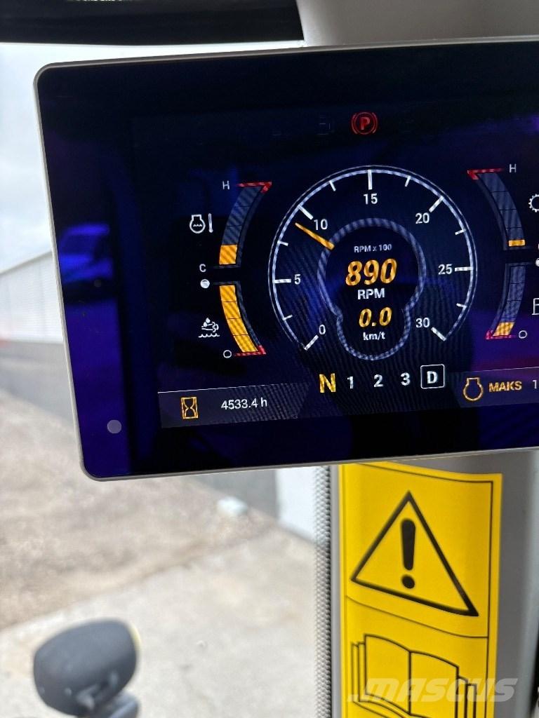 CASE 721G Колесни товарачи