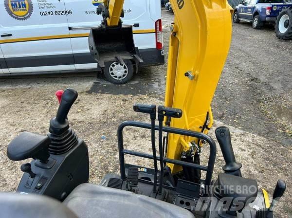 New Holland E17C Трактори