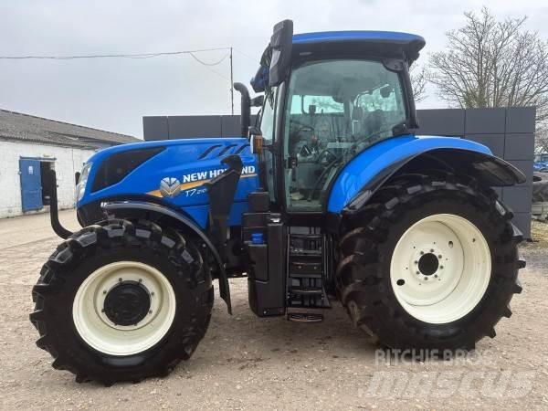 New Holland T7.210 Трактори