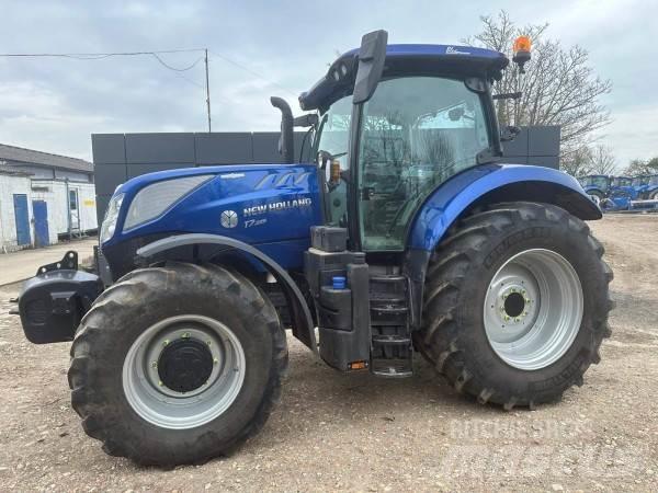 New Holland T7.225 Трактори