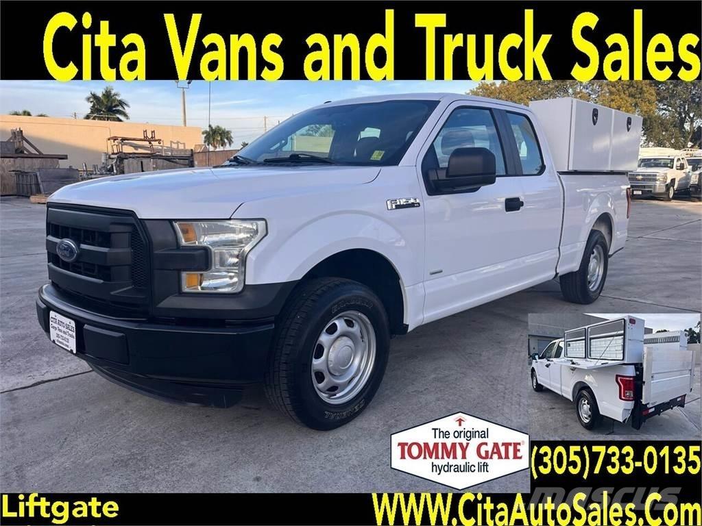 Ford F-150 Пикапи