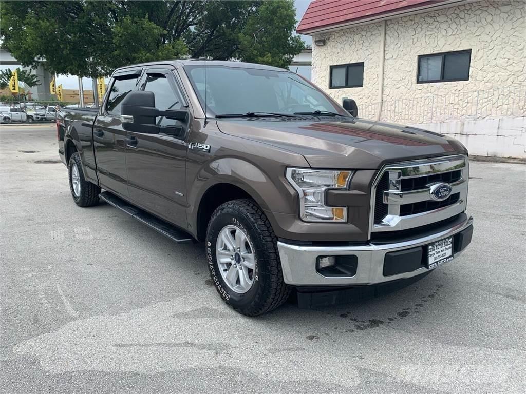Ford F-150 Пикапи