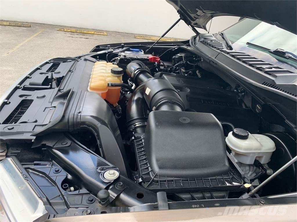 Ford F-150 Пикапи