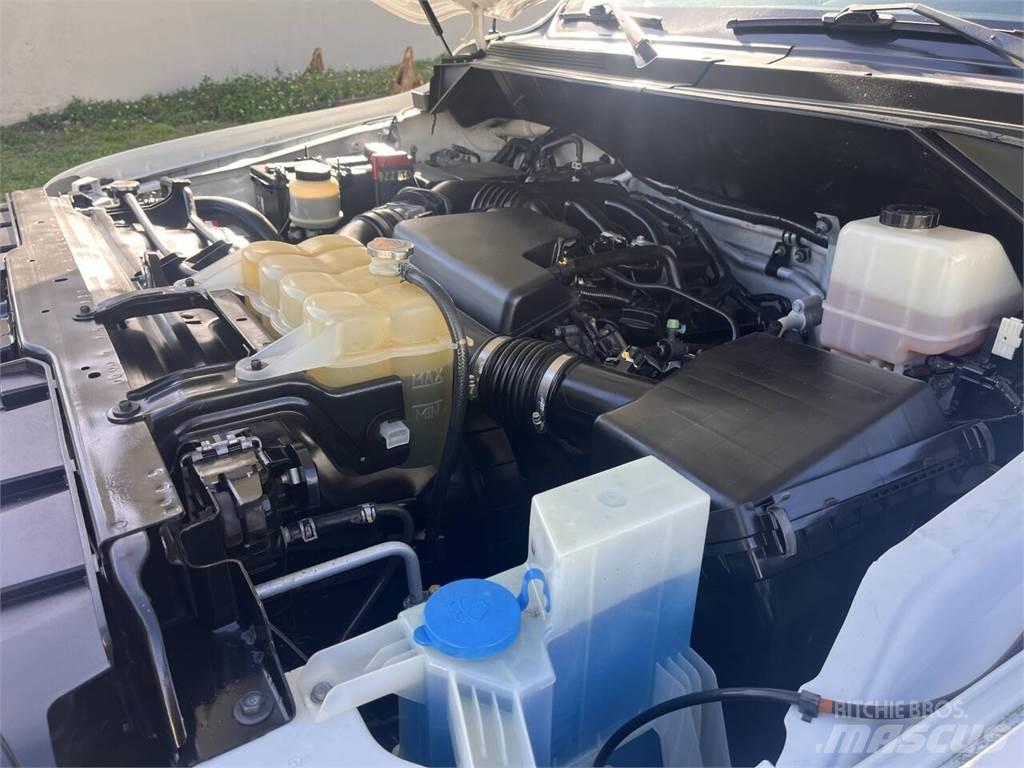 Nissan NV Други