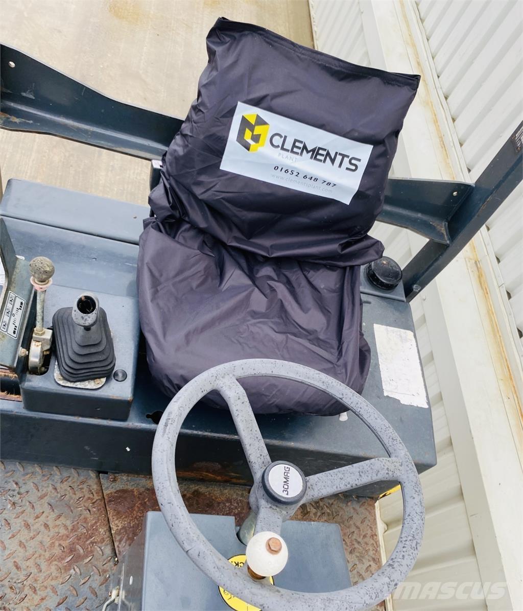 Bomag BW135AD Двойни барабанни ролки
