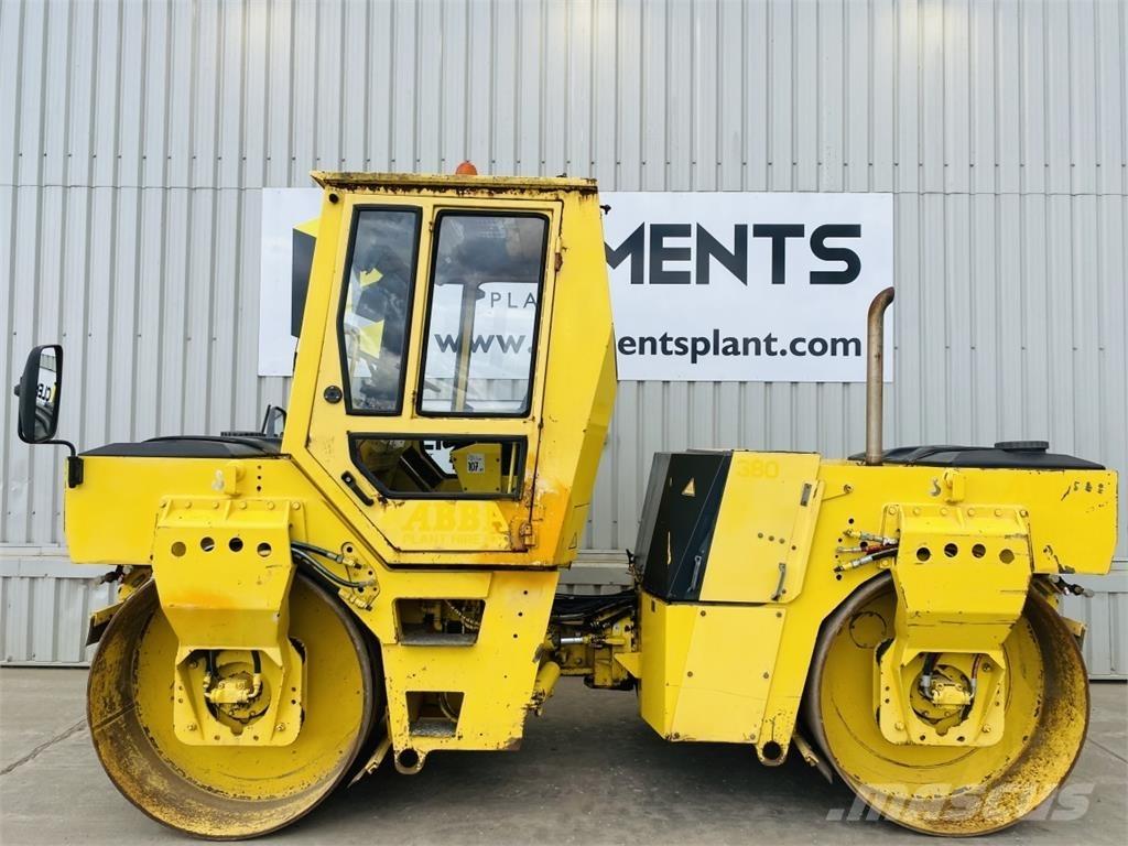 Bomag BW161AD-2 Двойни барабанни ролки
