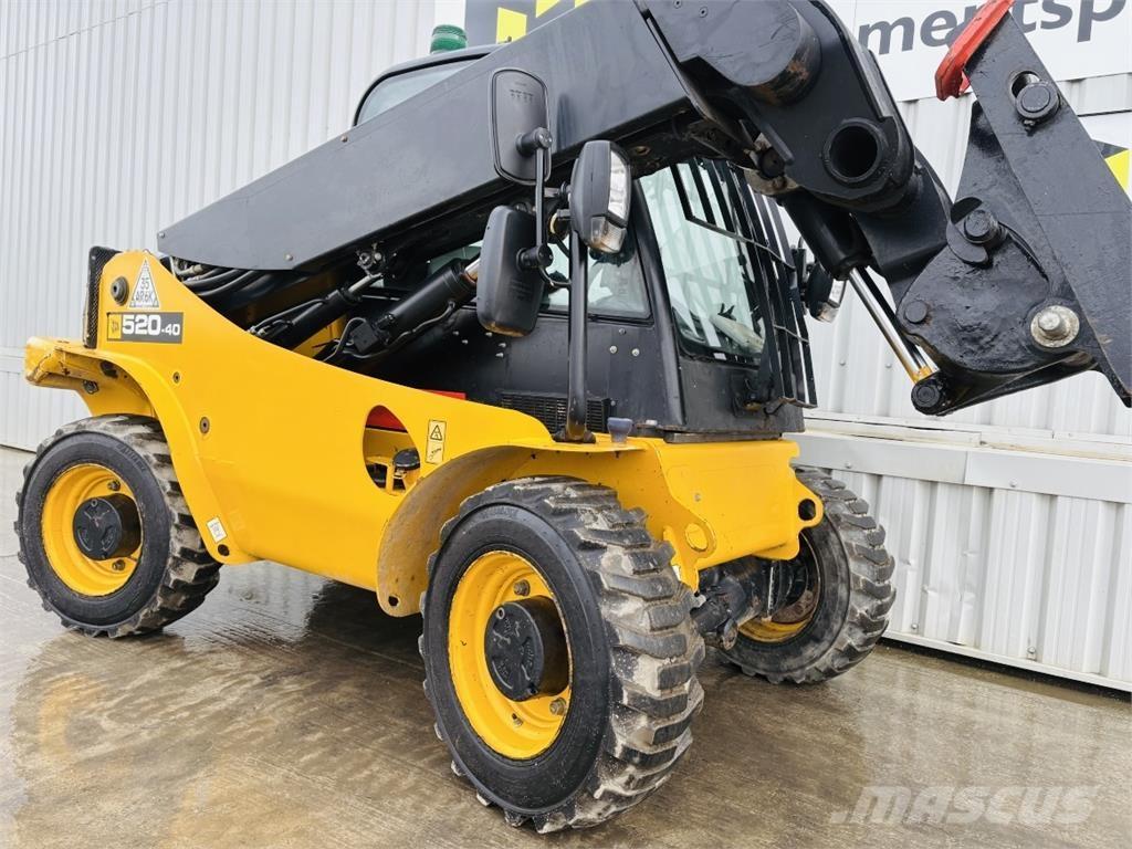 JCB 520-40 Телескопични товарачи