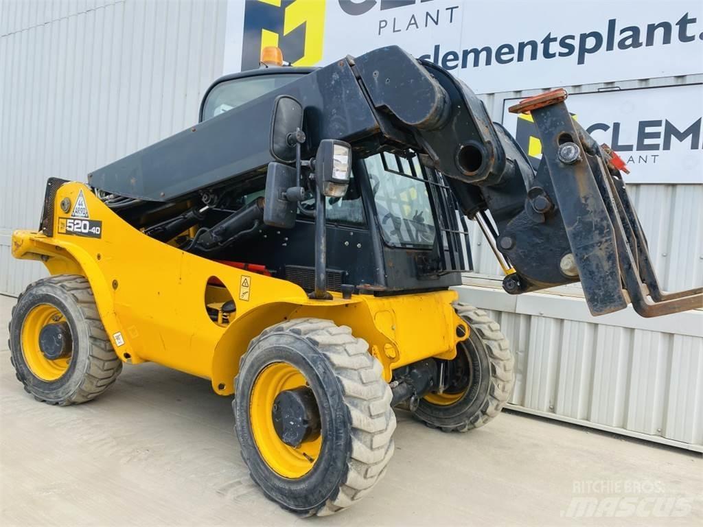 JCB 520-40 Телескопични товарачи