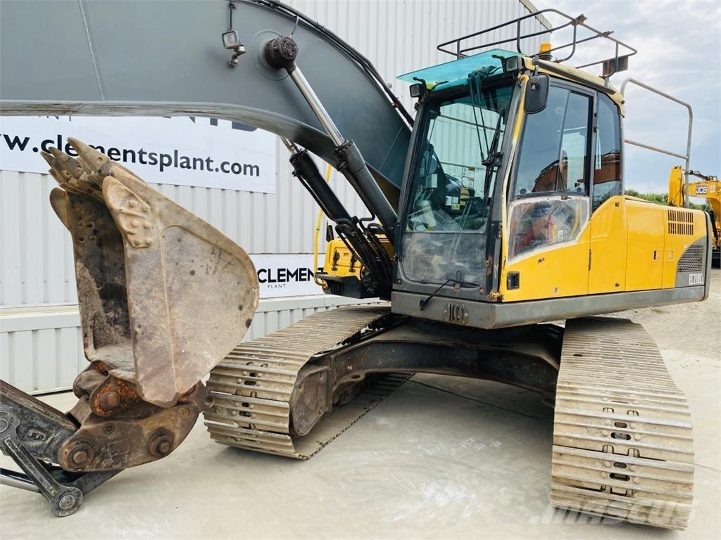Volvo EC210CL Верижен екскаватор